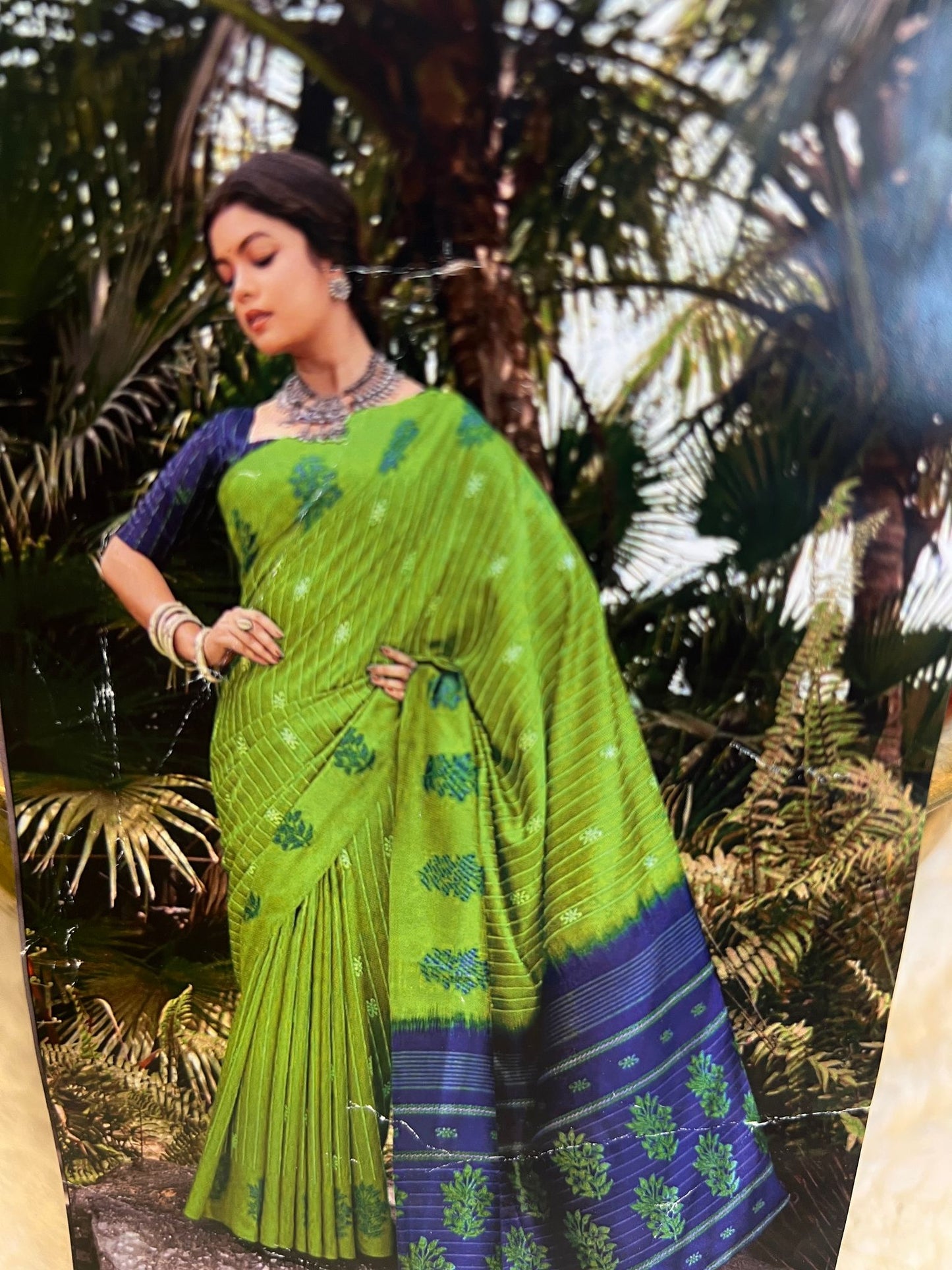 Green Handloom Padding Linen Saree