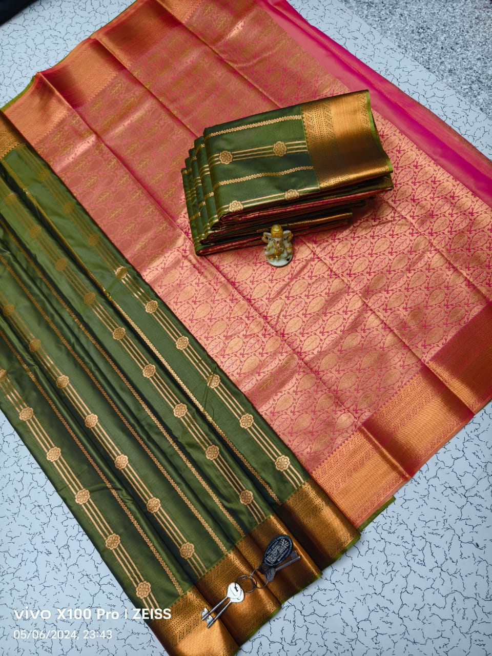 Green and Pink Big Putta Fancy Soft Silk Saree