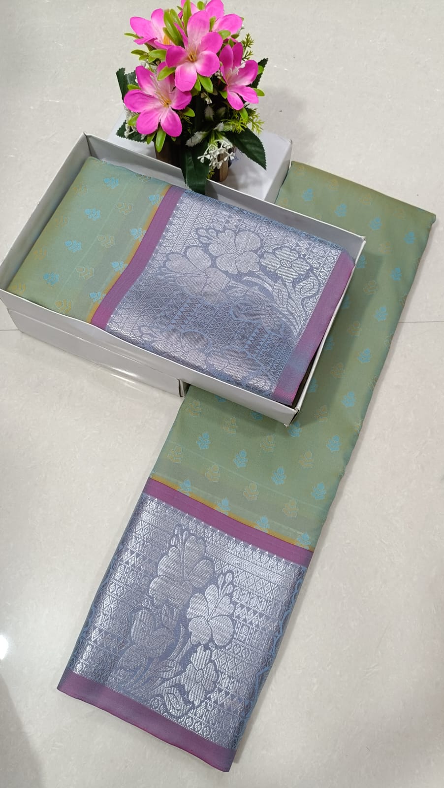 Green Traditional Gift Saree