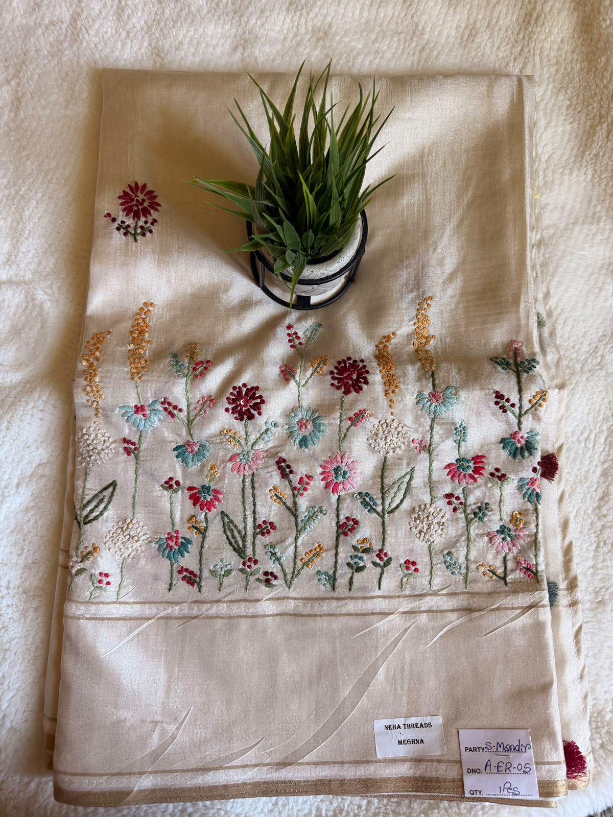 Half White Pattern 1 Tussar Silk Saree