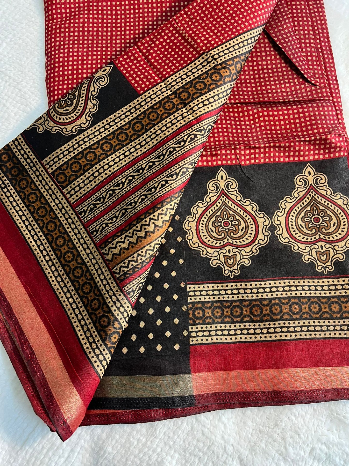 Red and Black Kaju Silk Cotton Saree