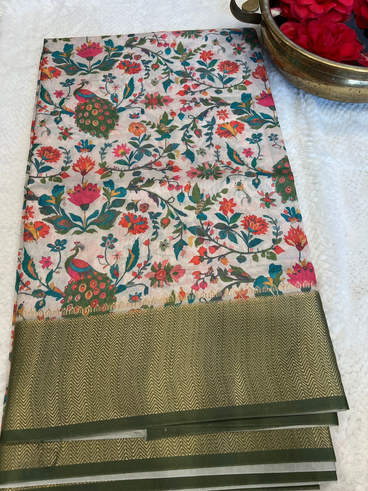 Green Border Pashmina Dola Fancy Saree