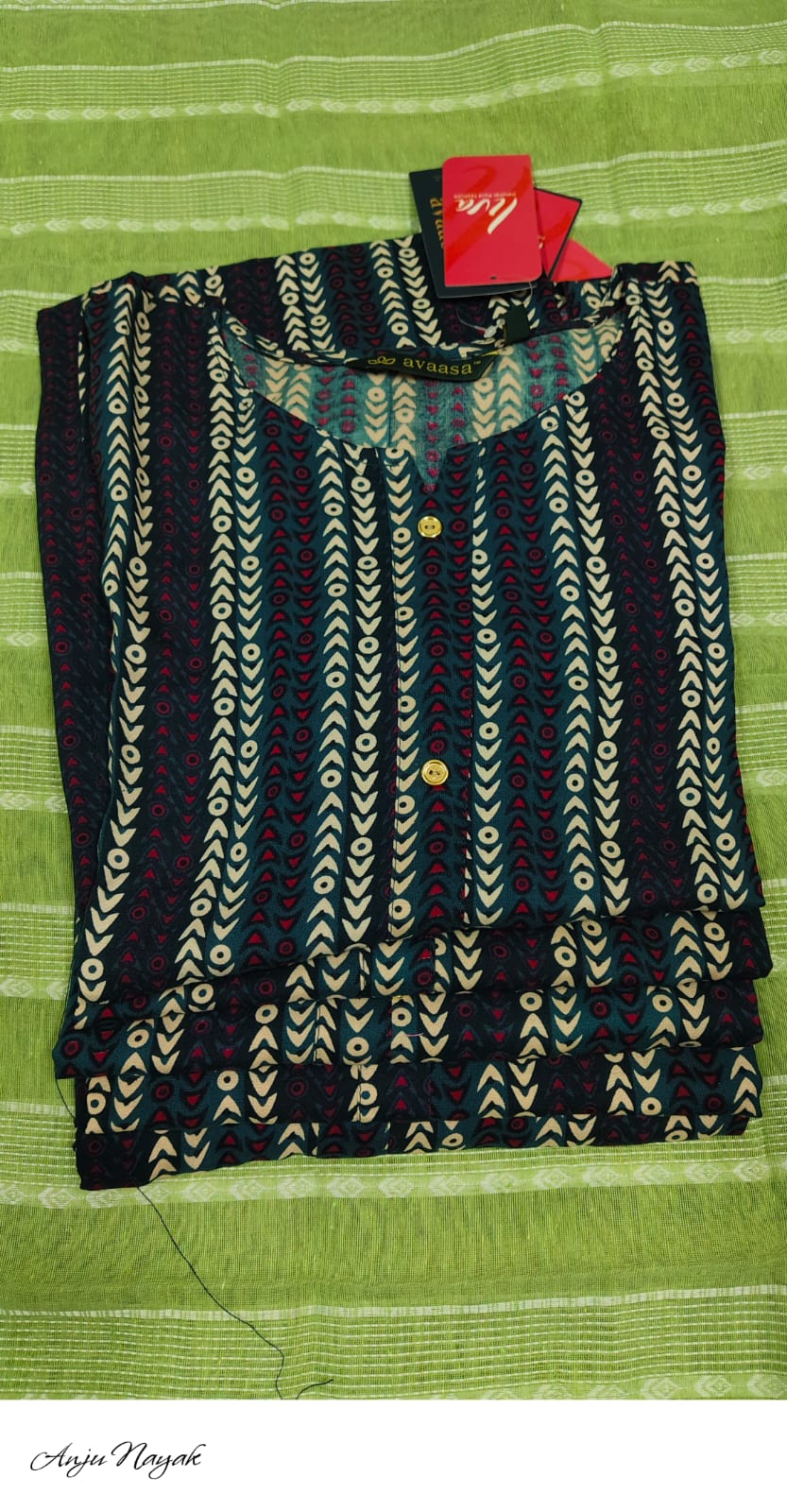 Black Kurti