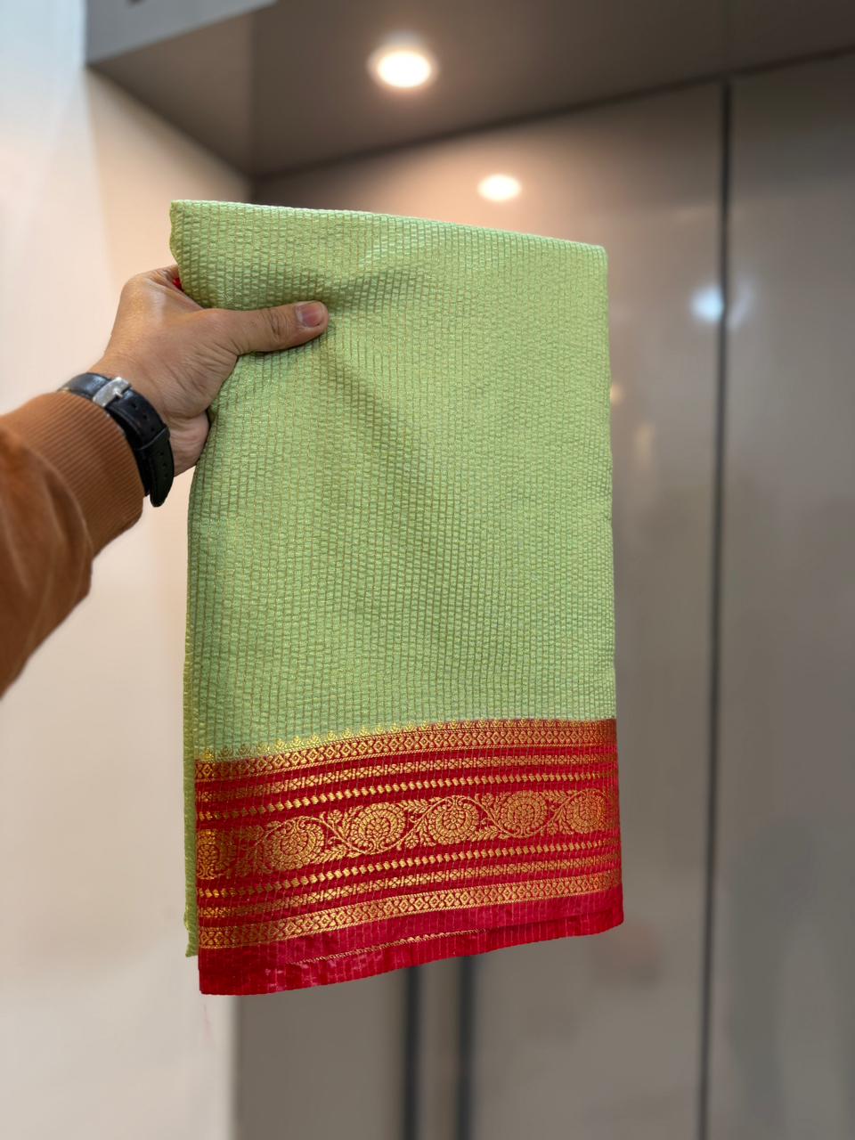 Green and Red Checked Pattern Warm Silk Saree