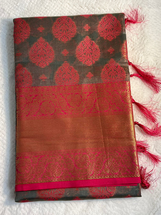 Grand Green and Red Ankita Silk Saree