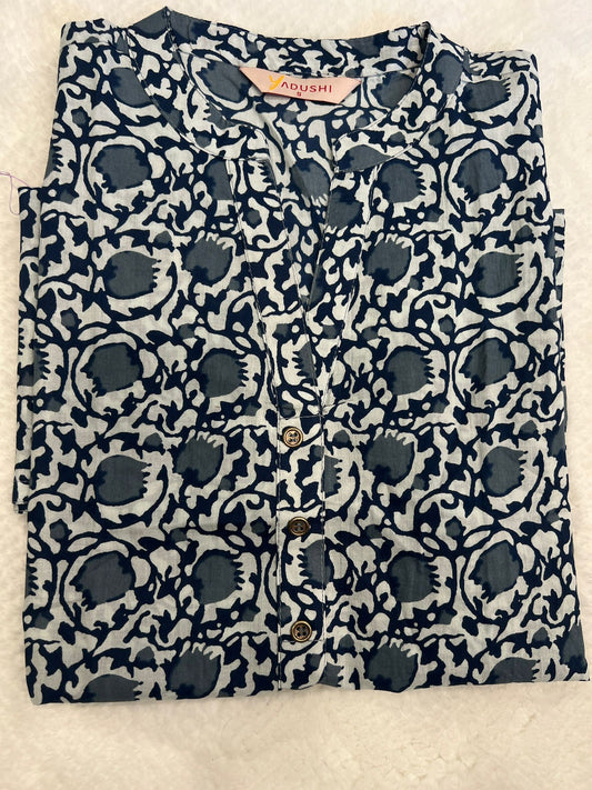 Grey Sleeveless Short Kurti S
