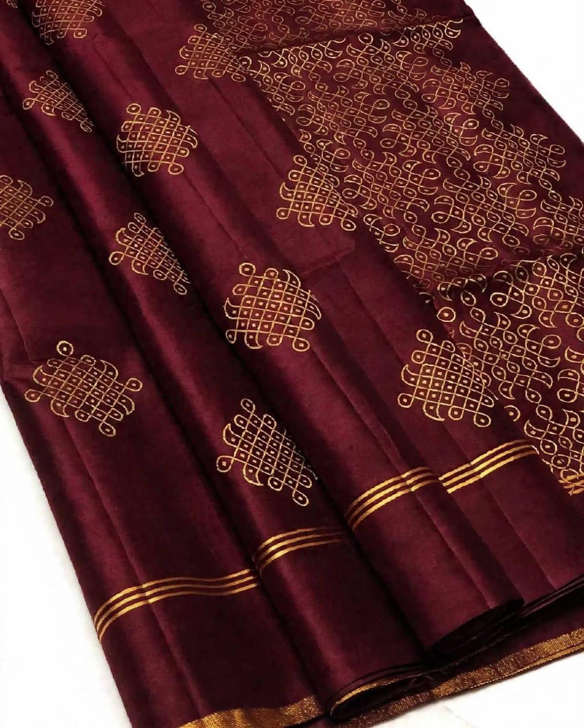 Maroon Kolam Pattern Silk Cotton Saree