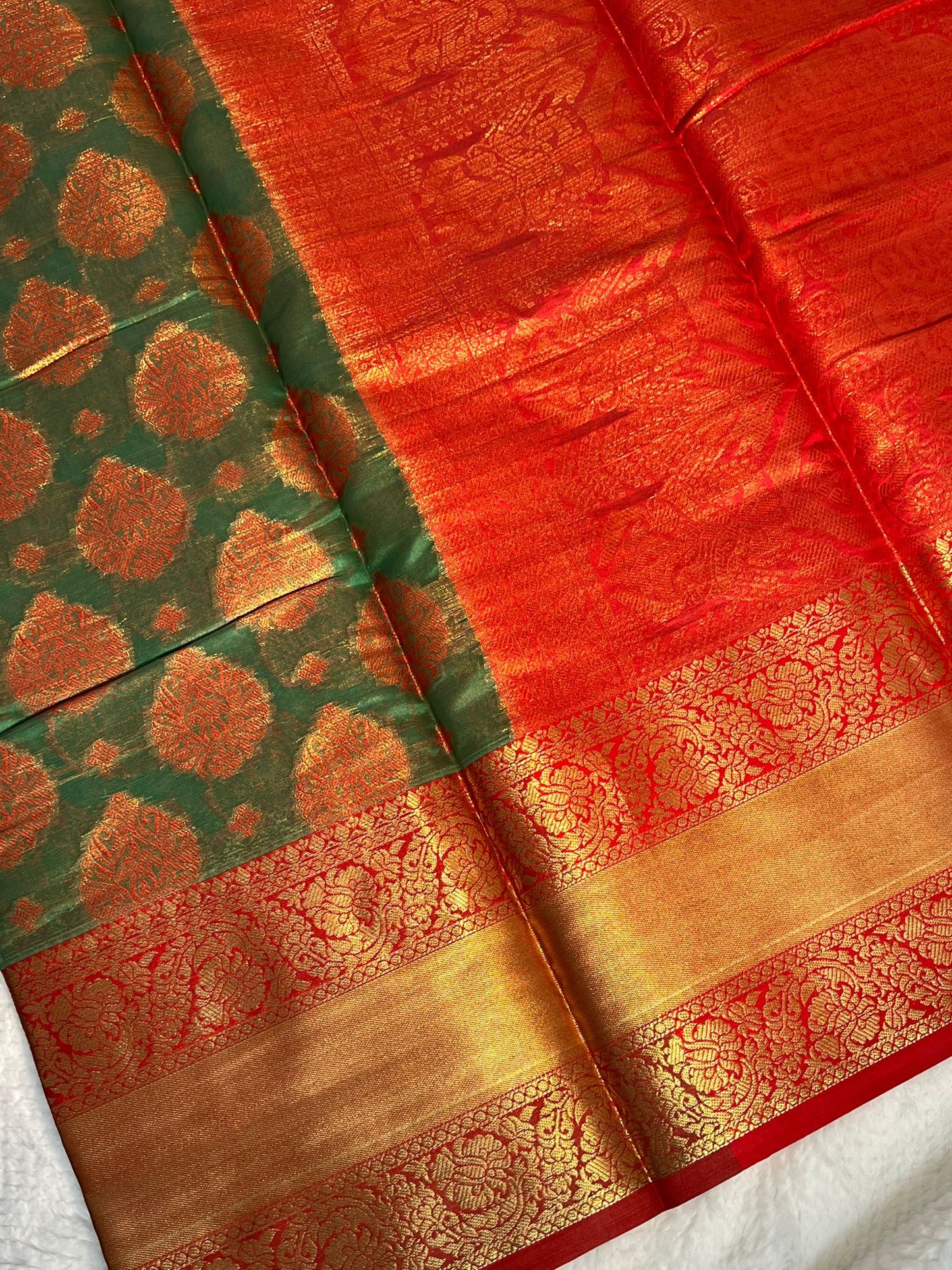 Grand Parrot Green and Red Ankita Silk Saree