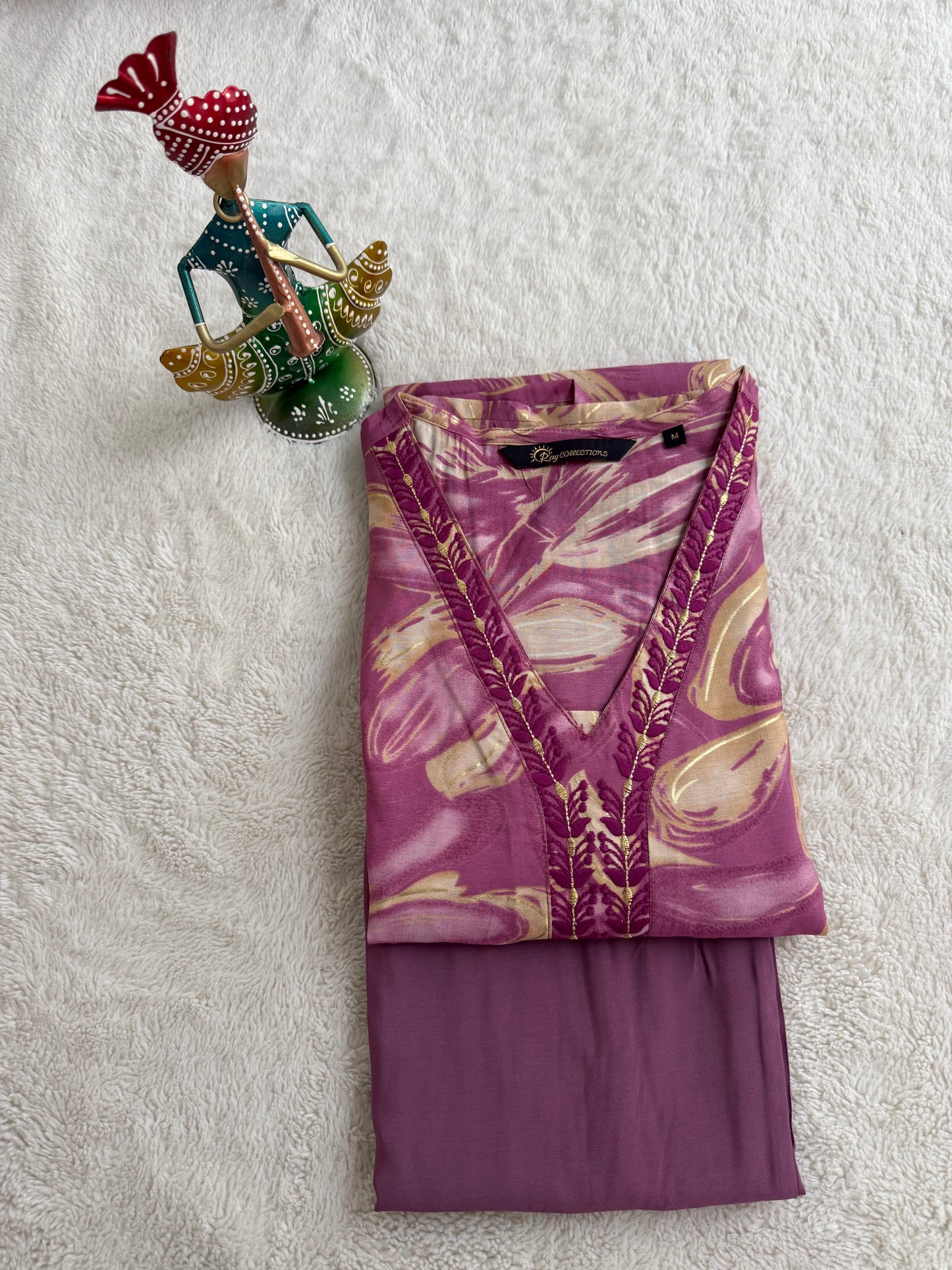 Onion Pink V Neck 2-Piece Chudidar Set